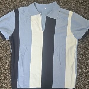 Blue Polo Shirt with Vertical Stripes and Short Sleeves